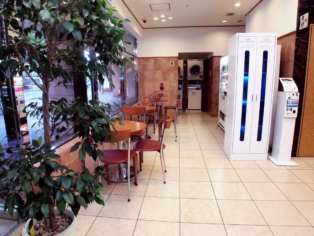 Toyoko Inn Hokkaido Sapporo-Eki Kita-Guchi Экстерьер фото